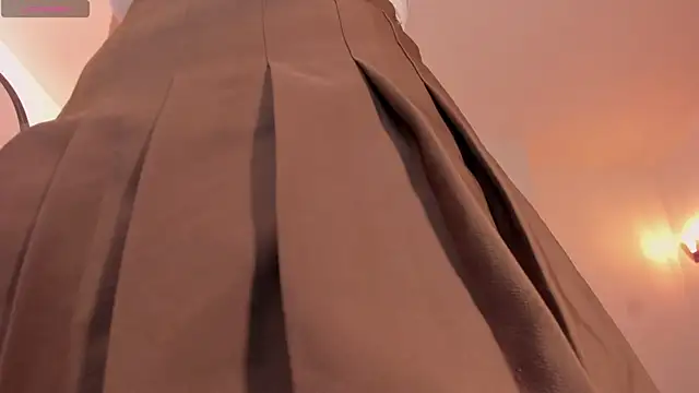 AmbarJames  online show from 13, 3, 2026