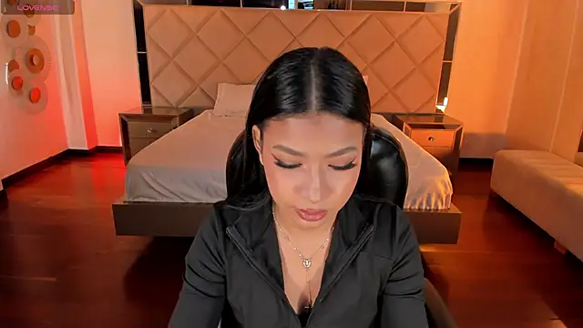 SophieHouston  online show from 5, 3, 2026