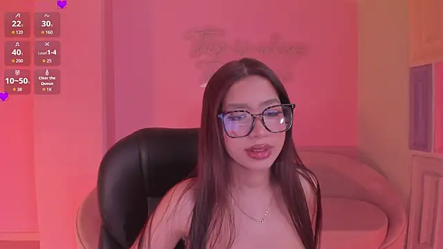 SophieHouston  online show from 7, 7, 2026