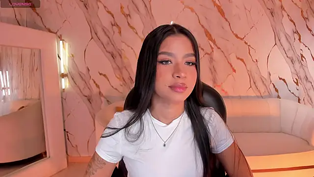SophieHouston  online show from 31, 5, 2026