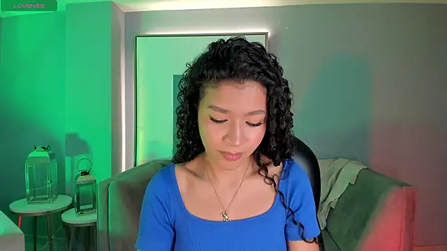 SophieHouston  online show from 16, 10, 2025