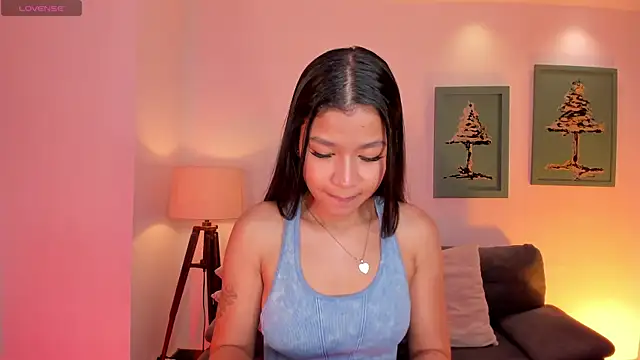 SophieHouston  online show from 4, 11, 2025