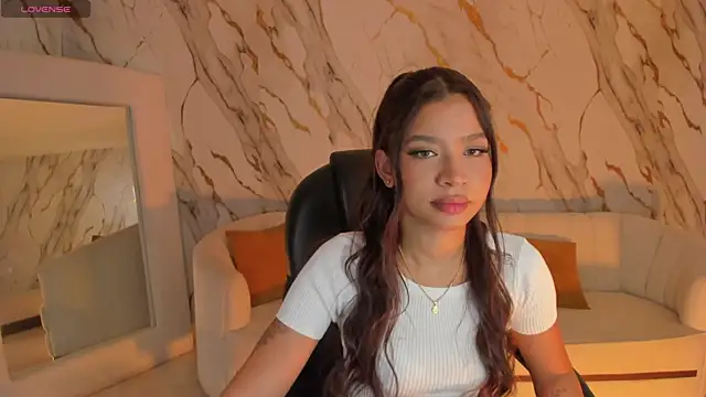 SophieHouston  online show from 22, 7, 2026