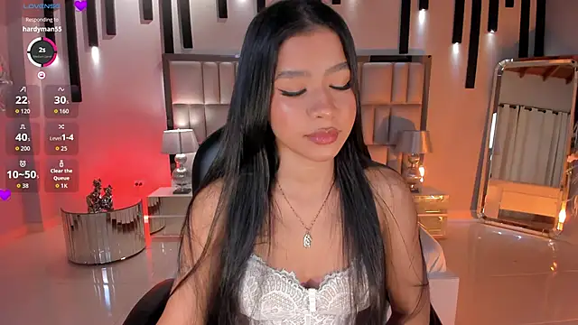 SophieHouston  online show from 12, 4, 2026