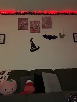 moan4mona online show from 19, 10, 2025