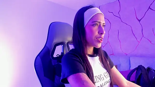 ValkaGrecco online show from 12, 11, 2025