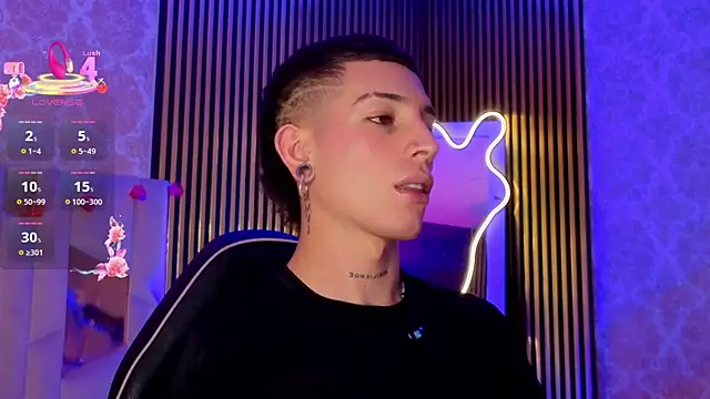 boyfox tay online show from 25, 5, 2026