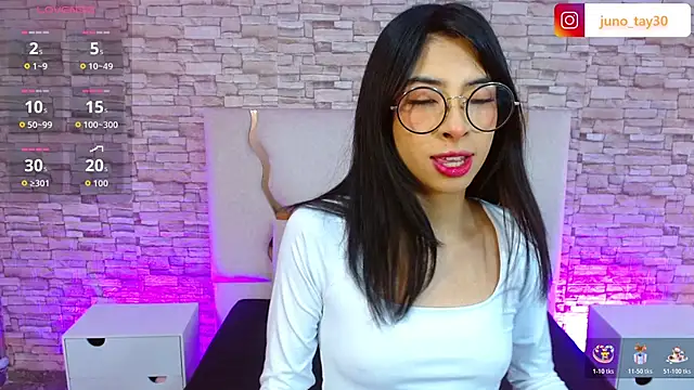 juno tay online show from 8, 11, 2025