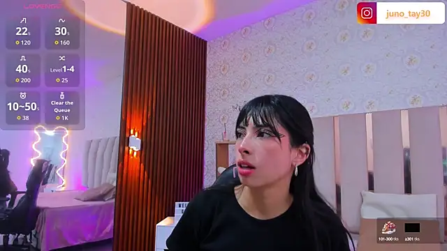 Snapshot of juno_tay chatting on 2, 10, 2025 juno tay online show from 2, 10, 2025