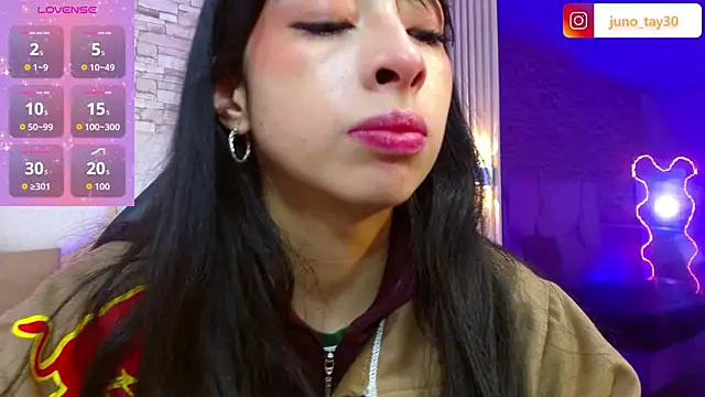 juno tay online show from 21, 11, 2025