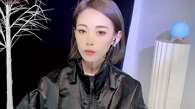 xiaoyue8888 online show from 22, 9, 2025