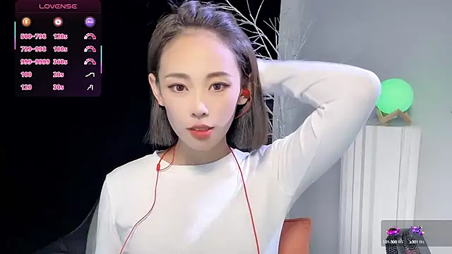 xiaoyue8888 online show from 12, 9, 2025