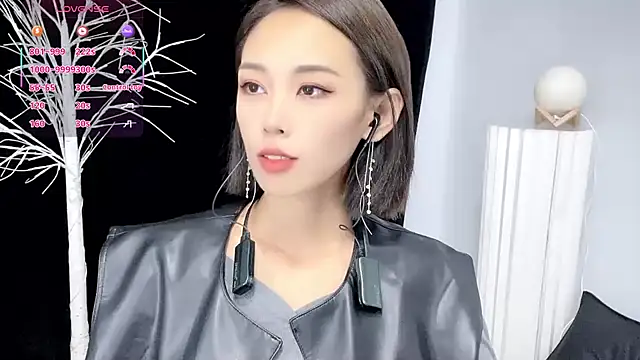xiaoyue8888 online show from 29, 9, 2025
