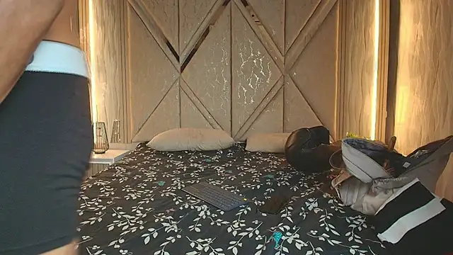 Hotcouple 222 online show from 21, 2, 2026