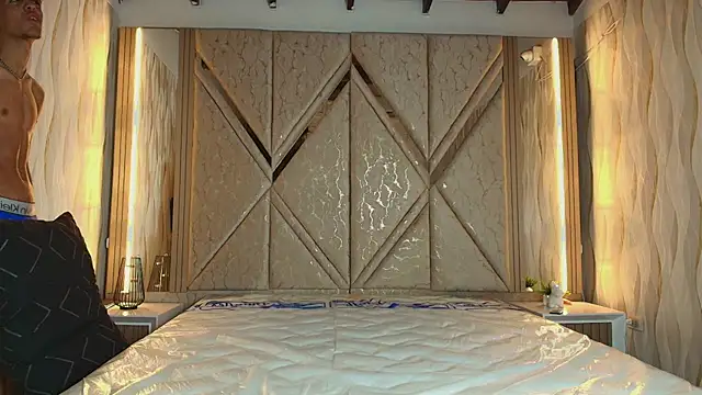 Hotcouple 222 online show from 12, 1, 2026