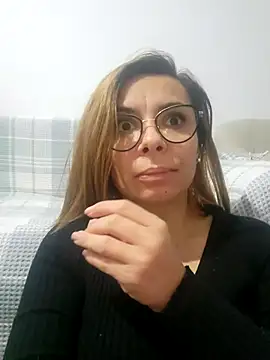 Victoria Vergara online show from 1, 10, 2025