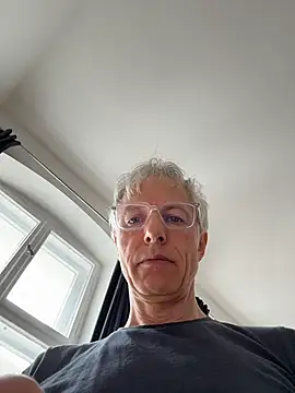 SexyLeon8 online show from 13, 4, 2026