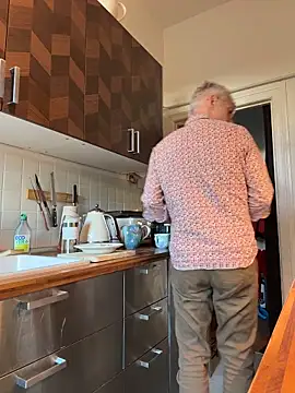 SexyLeon8 online show from 21, 11, 2025