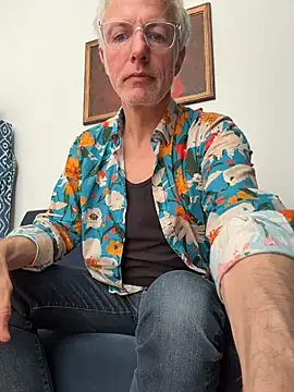 SexyLeon8 online show from 16, 4, 2026