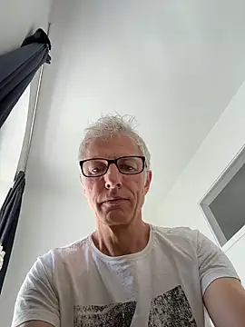 Snapshot of SexyLeon8 chatting on 10, 6, 2026 SexyLeon8 online show from 10, 6, 2026