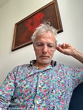 Snapshot of SexyLeon8 chatting on 4, 6, 2026 SexyLeon8 online show from 4, 6, 2026