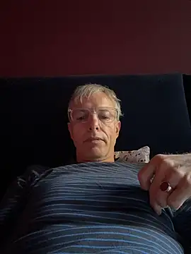 SexyLeon8 online show from 15, 12, 2025