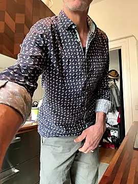 SexyLeon8 online show from 4, 11, 2025