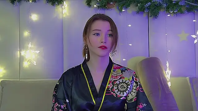 KeiraAsti online show from 5, 12, 2025