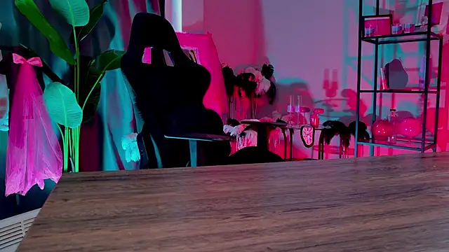 MaryHarrys online show from 30, 3, 2026