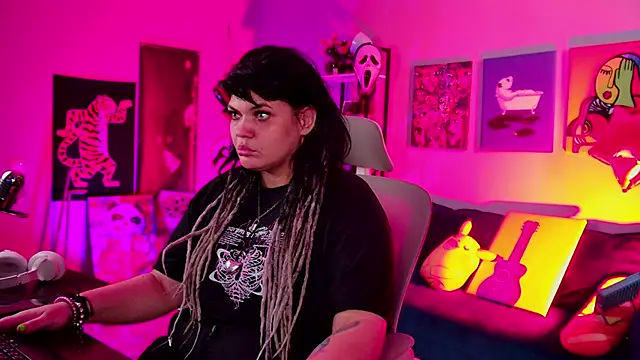 MaryHarrys online show from 22, 5, 2026