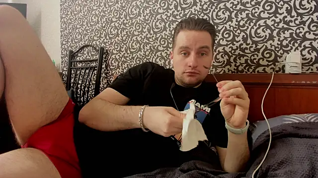 romiosabrino online show from 25, 3, 2026