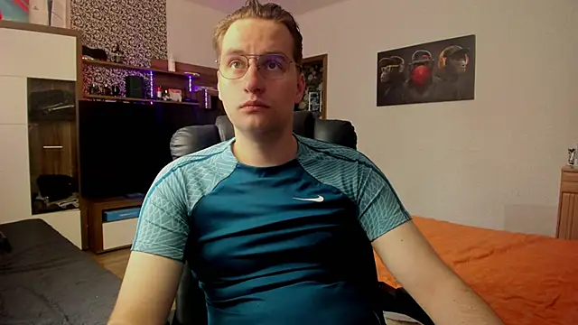 Snapshot of romiosabrino chatting on 13, 5, 2026 romiosabrino online show from 13, 5, 2026
