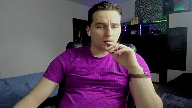 romiosabrino online show from 7, 3, 2026