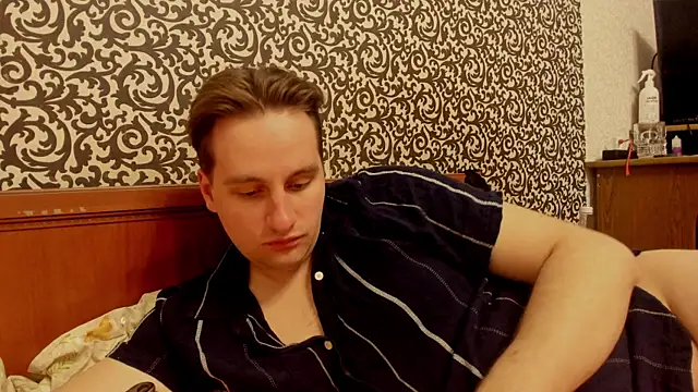 romiosabrino online show from 16, 4, 2026