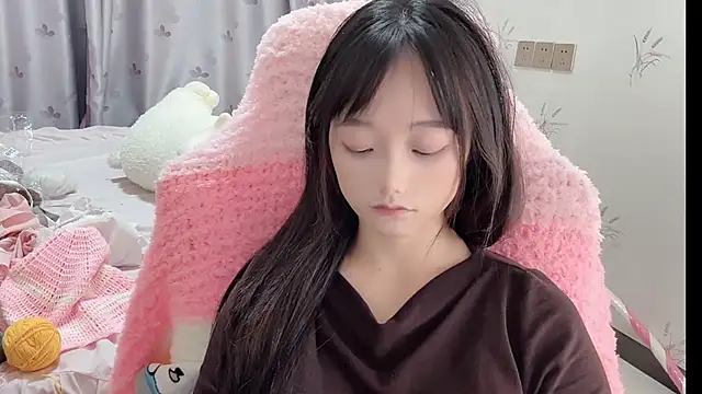 Snapshot of puppy-999 chatting on 2, 11, 2025 puppy-999 online show from 2, 11, 2025