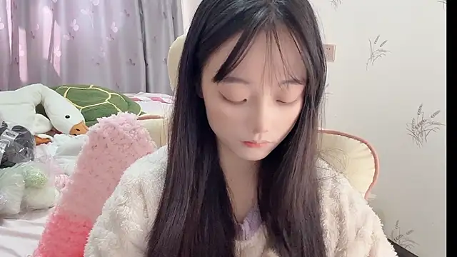 Snapshot of puppy-999 chatting on 28, 10, 2025 puppy-999 online show from 28, 10, 2025