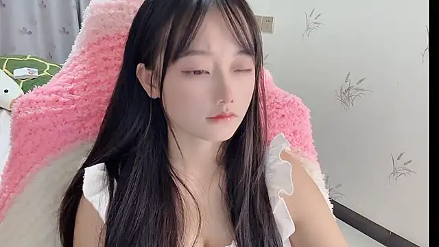 Snapshot of puppy-999 chatting on 29, 10, 2025 puppy-999 online show from 29, 10, 2025