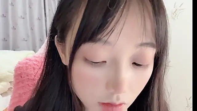 Snapshot of puppy-999 chatting on 1, 11, 2025 puppy-999 online show from 1, 11, 2025