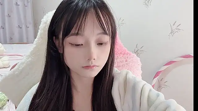 Snapshot of puppy-999 chatting on 10, 11, 2025 puppy-999 online show from 10, 11, 2025