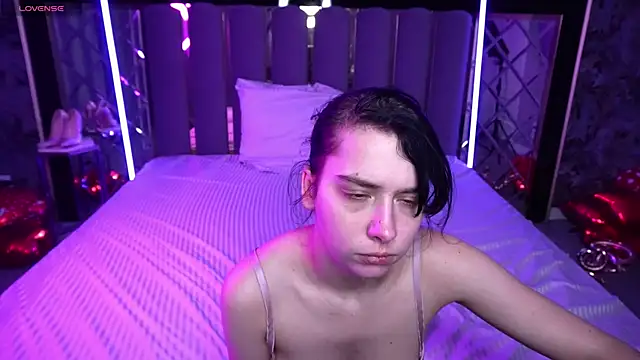 Snapshot of LiviaShy chatting on 18, 2, 2026 LiviaShy online show from 18, 2, 2026