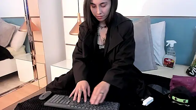 Ashkoreh online show from 5, 11, 2025