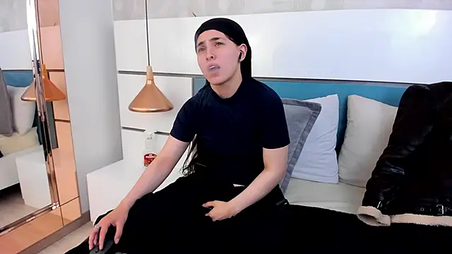 Ashkoreh online show from 20, 4, 2026