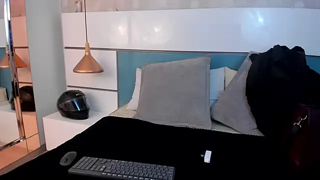 Ashkoreh online show from 4, 7, 2026