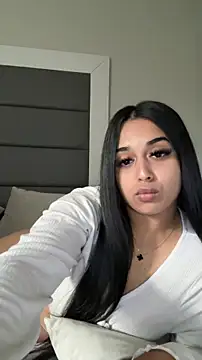 LilMisIndianx online show from 25, 2, 2026