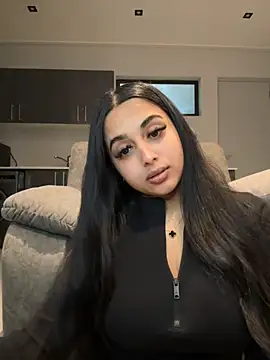 Snapshot of LilMisIndianx chatting on 22, 10, 2025 LilMisIndianx online show from 22, 10, 2025