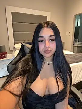 Snapshot of LilMisIndianx chatting on 6, 11, 2025 LilMisIndianx online show from 6, 11, 2025