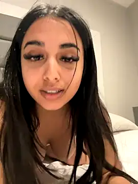 Snapshot of LilMisIndianx chatting on 14, 10, 2025 LilMisIndianx online show from 14, 10, 2025