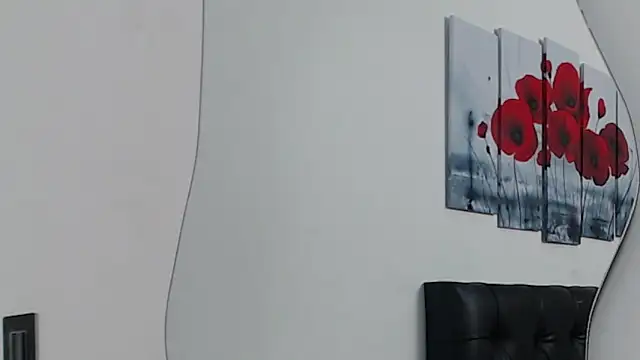 pinky f00x online show from 7, 10, 2025