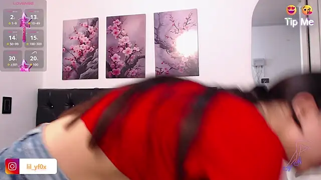 pinky f00x online show from 11, 11, 2025