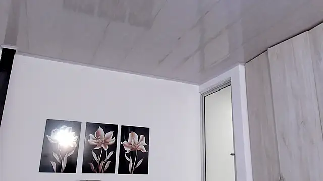 pinky f00x online show from 21, 7, 2026